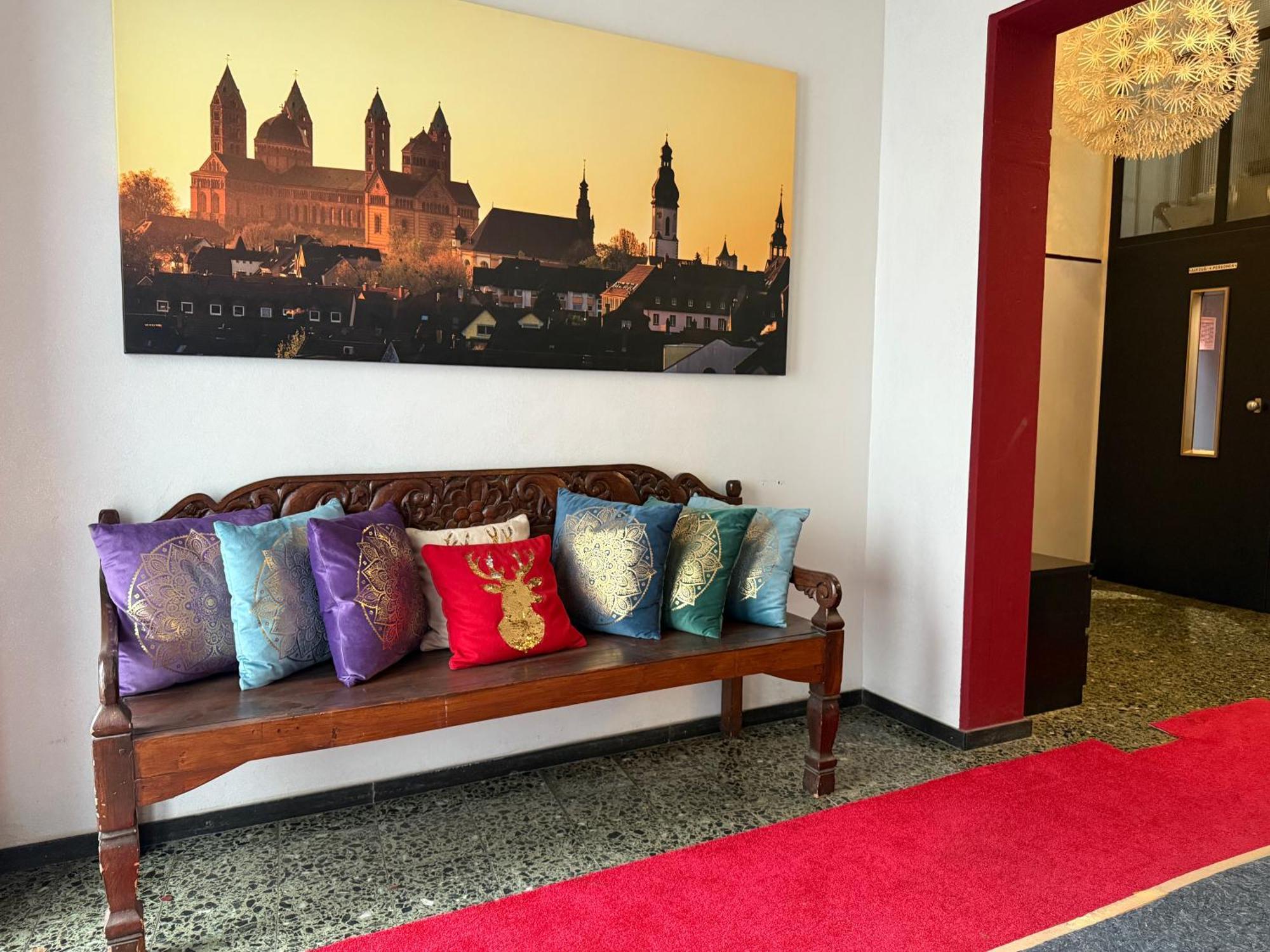 Dompanorama Der Kleine Dschungel Apartment Fuer 2-4 Pers Speyer Exterior foto